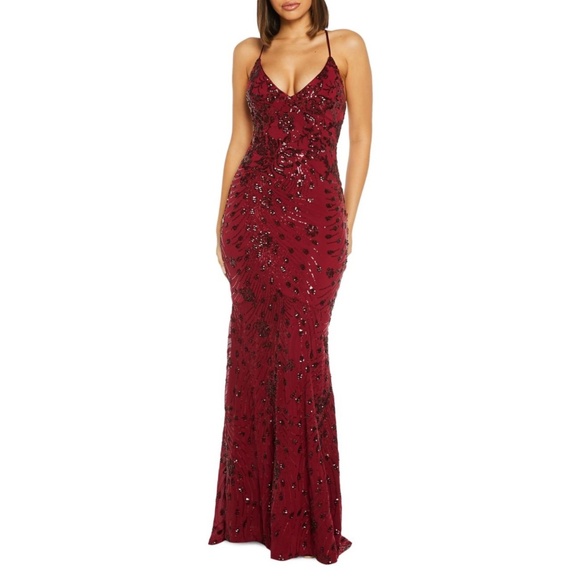 Quiz Sequined Fishtail Mermaid Dress - Picture 1 of 3
